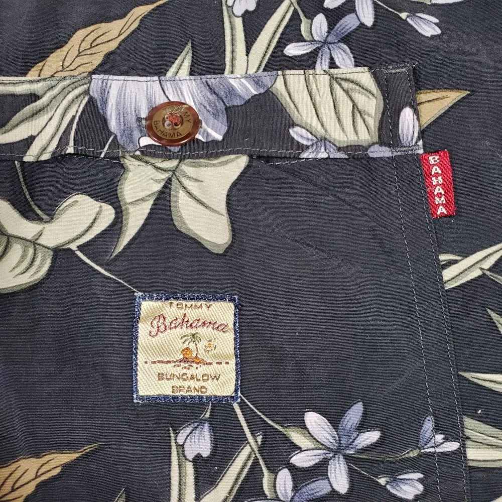 Tommy Bahama Swim Trunks Mens M Navy Floral Tropical Beach Vacation Retro Hawaii